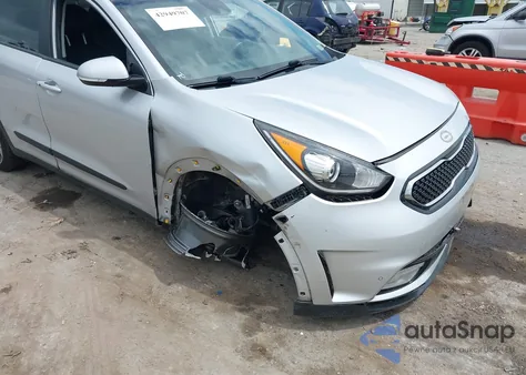 2018 Kia Niro Touring из США, поврежденный, VIN KNDCE3LCXJ5182462